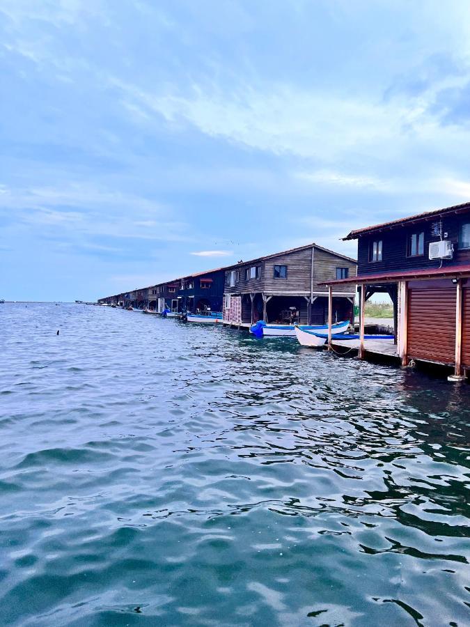 Adi Boutique House Bed & Breakfast เทสซาโลนิกิ ภายนอก รูปภาพ